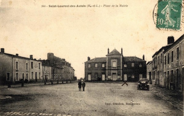 SAINT-LAURENT-DES-AUTELS