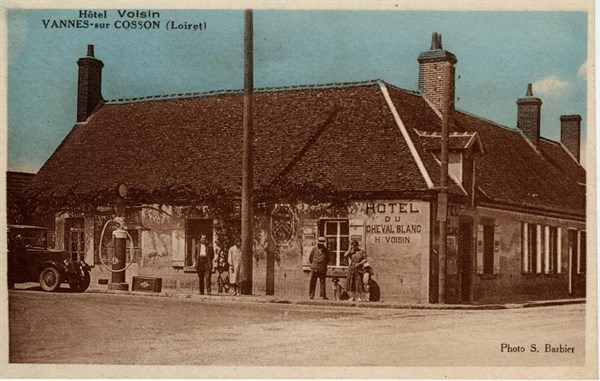VANNES-SUR-COSSON