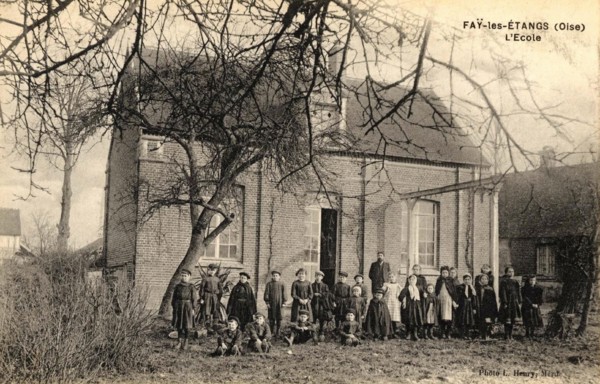 FAY-LES-ETANGS