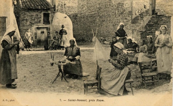 SAINT-BONNET-PRES-RIOM