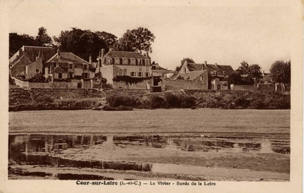 COUR-SUR-LOIRE