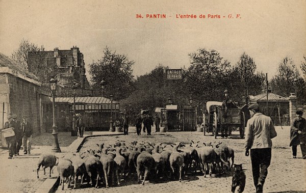 Entrance of Paris