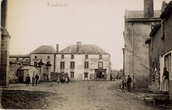 MOUTIERS