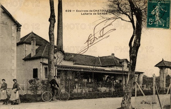 DANGE-SAINT-ROMAIN