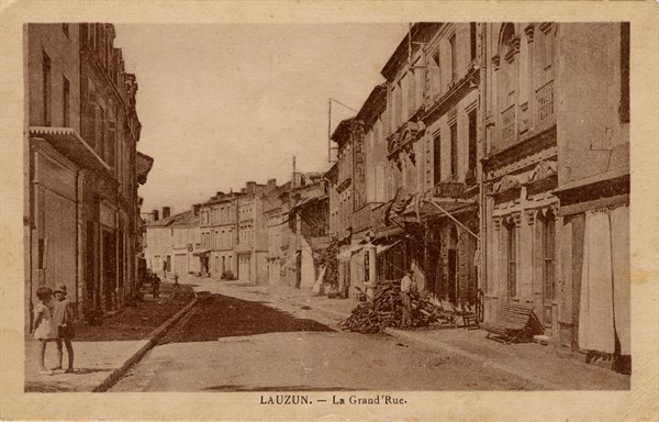 LAUZUN