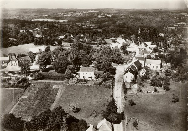 SAINT-EXUPERY-LES-ROCHES