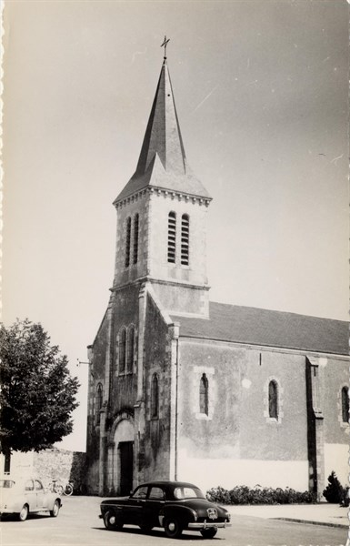 CHAPELLE-MONTREUIL