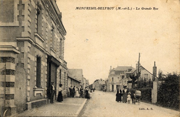MONTREUIL-BELFROY