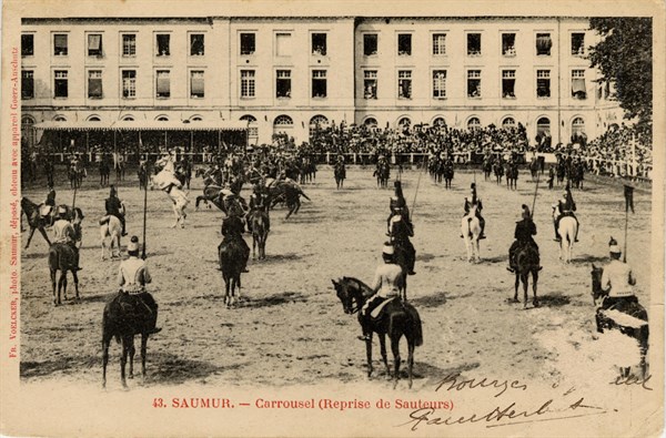 SAUMUR