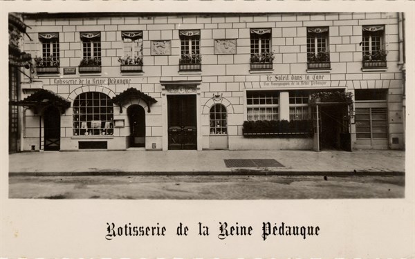 Paris, the Rôtisserie de la Reine Pédauque