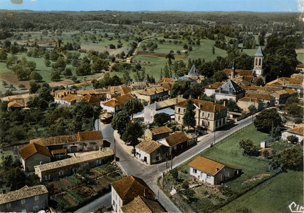 CHAMPAGNAC-DE-BELAIR