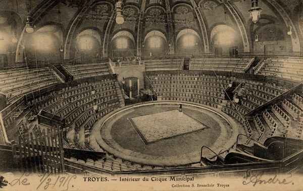 CIRCUS