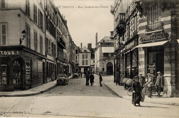 TROYES