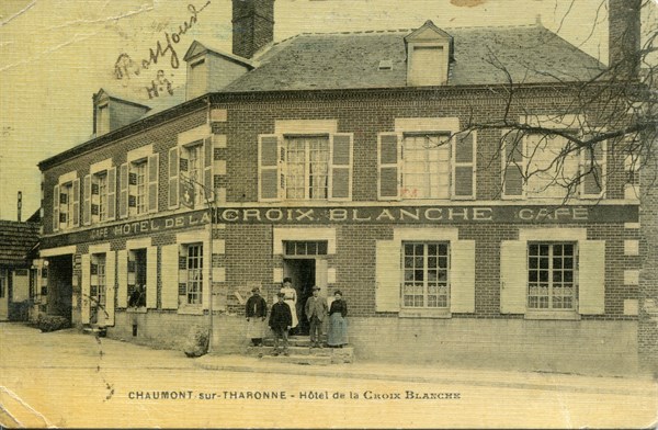 Chaumont-Sur-Tharonne.