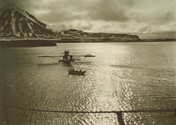 Roald Amundsen's expedition to the North Pole, 1925