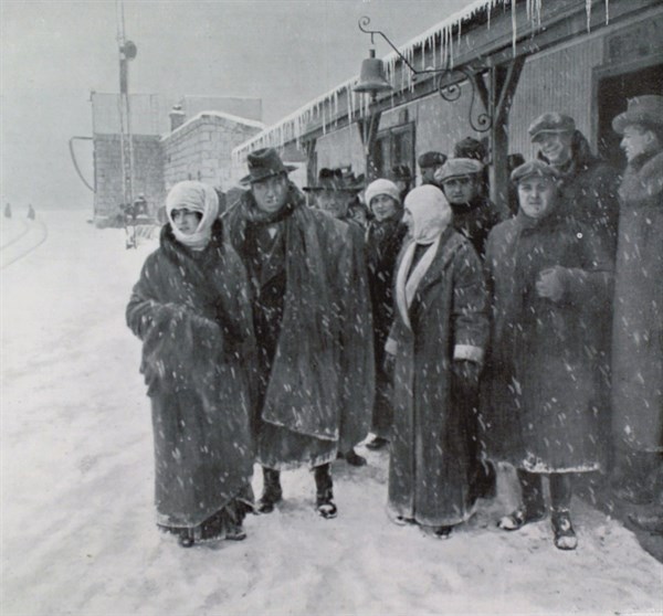 Lucien Guitry and his company touring in Latin America, 1912