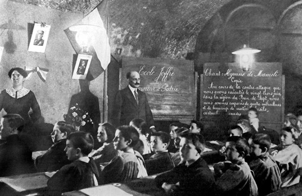 World War I. Underground school in Rheims