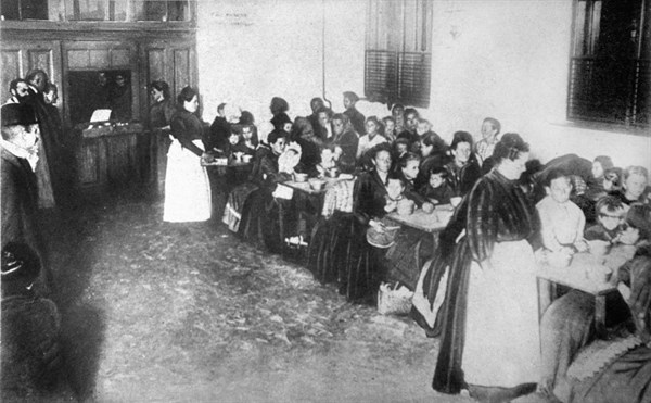 Famine in Vienna (1919)