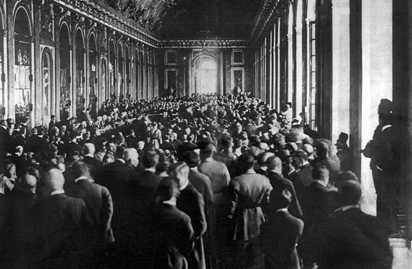 Signing of the Treaty of Versailles on June 28, 1919