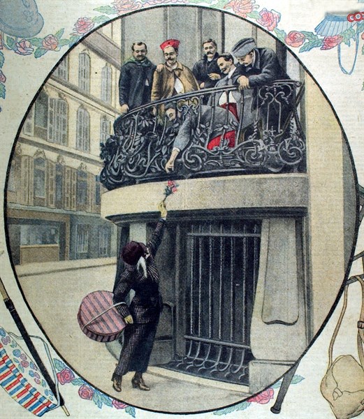 In Paris, wounded soldiers receiving flowers from a shopgirl, 1918