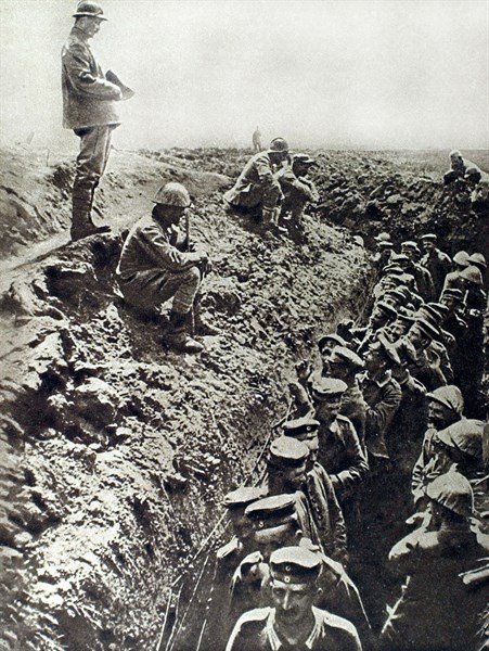 Germans taken prisoner in the Battle of the Somme, 1916