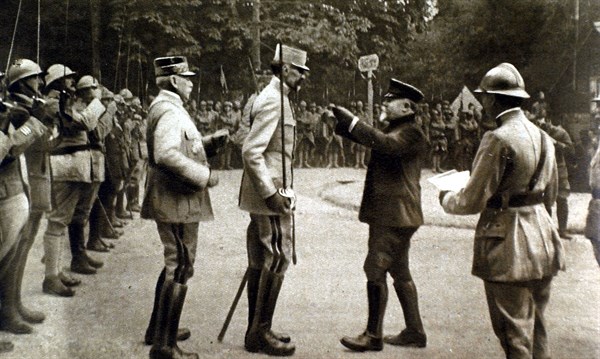 French President Poincaré decorating General Micheler, 1916