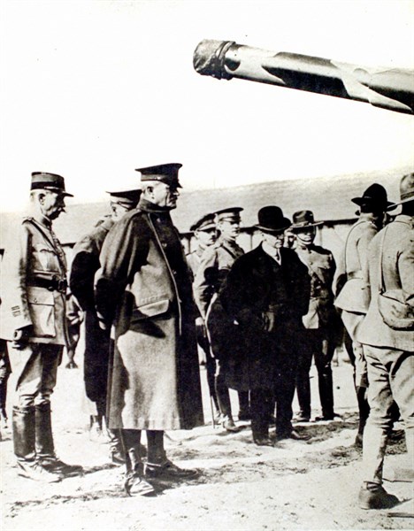 Première Guerre Mondiale. Visite sur le front de M. Baker, secrétaire d'état américain de la guerre