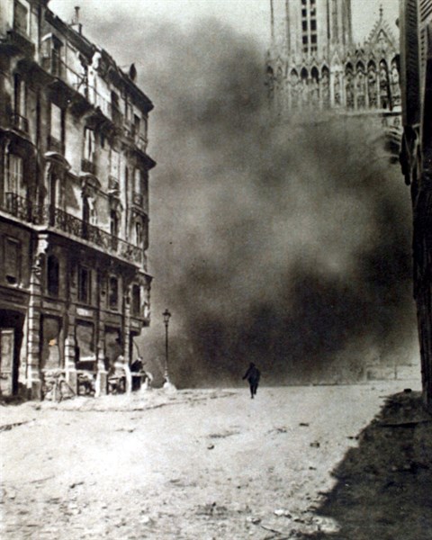World War I. Rheims Cathedral during the bombardment (1917)