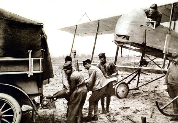World War I. Aviators preparating for a raid  (1915)