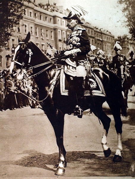 World War I. Lord Kitchener, appointed war minister (1914)