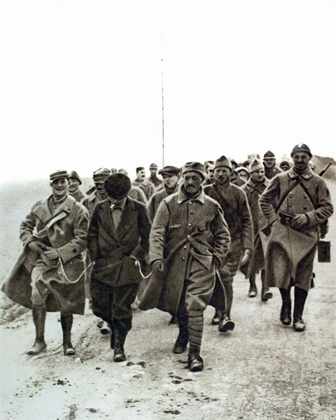 World War I. A spy arrested in the Rheims region (1914)