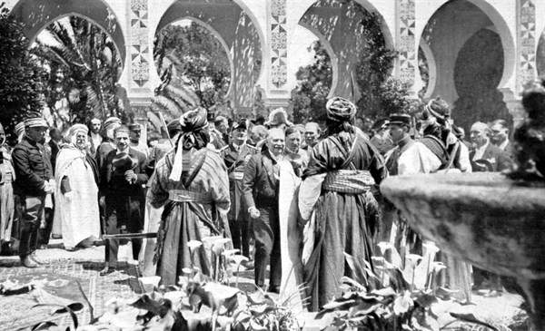 French President Doumergue visiting Algiers