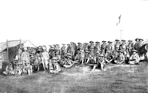 Chinese militia, with officers of the French Navy Infantry, at Kouang-Tcheou (1900)