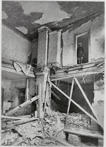 Attentat anarchiste contre M. Stolypine, en Russie le 25 août 1906.