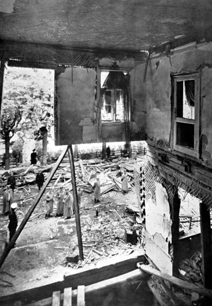 Attentat anarchiste contre M. Stolypine, en Russie le 25 août 1906.