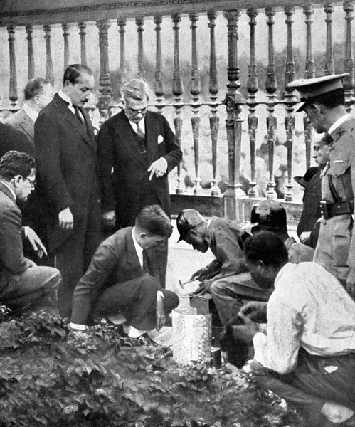 In Havana, planting of the tree for American Fraternity, 1928