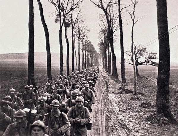 World War I. 
An infantry regiment about to move into position, in the French lines between Amiens and Montdidier (1918)
