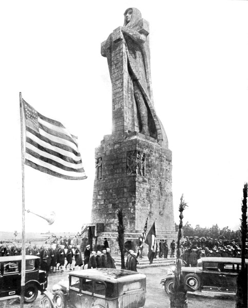 Inauguration of a monument dedicated to Christophe Colomb, at Palos, where he embarked on August 3, 1492