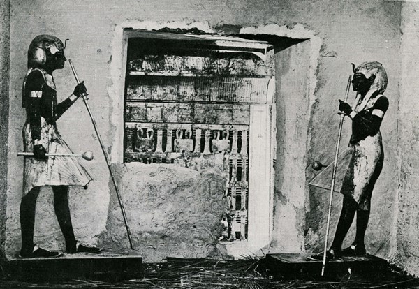 Trésor de Toutankhamon, Ouverture de la chambre funéraire