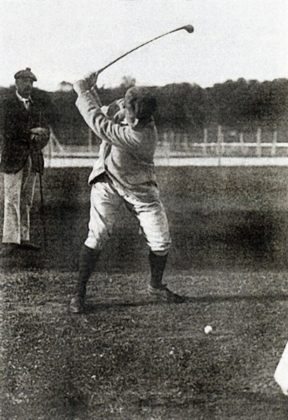 The U.S. golf playerduring the Olympic Games, Paris, 1900.