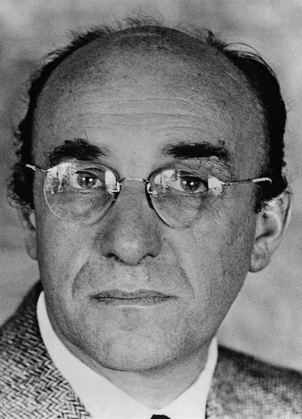 Guillemin, Roger Charles Louis, American physiologist and biochemist of French origin.