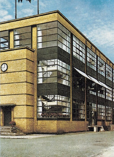 German architecture, Alfeld-an-der-Leine - Walter Gropius