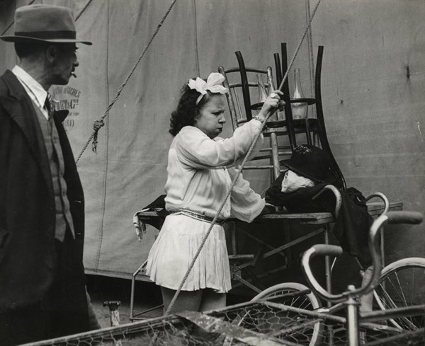Le Cirque Fanni à la Foire du Trône, vers 1948
