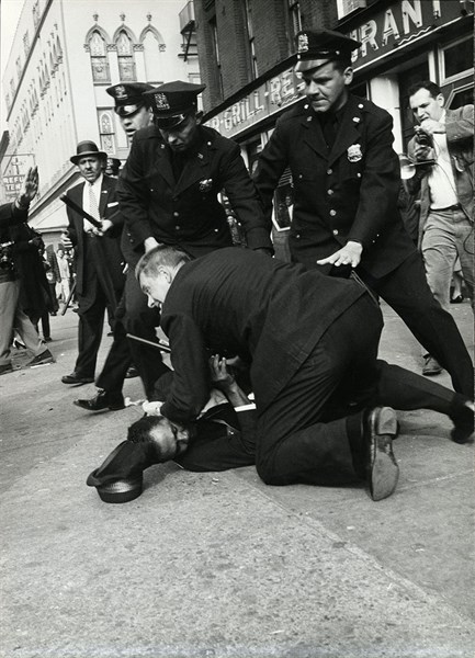 Police intervention in New York
