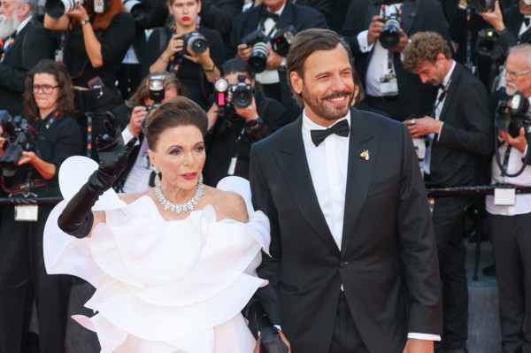 Joan Collins and Laurent Lafitte