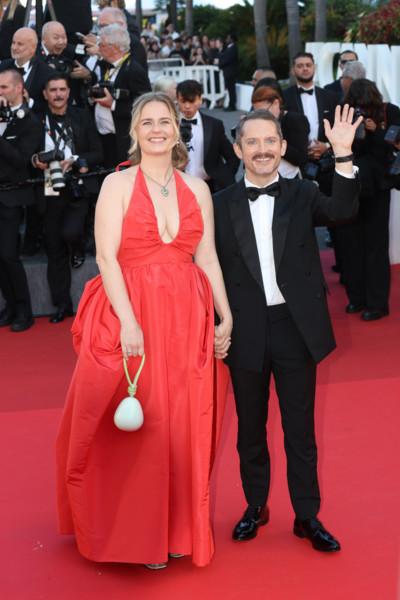 Mette-Marie Kongsved, Elijah Wood