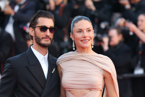Pierre Niney, Natasha Andrews