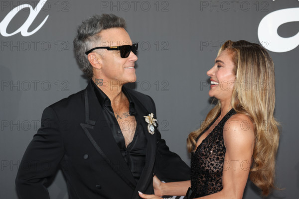 Robbie Williams and Ayda Field Williams