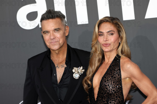 Robbie Williams and Ayda Field Williams