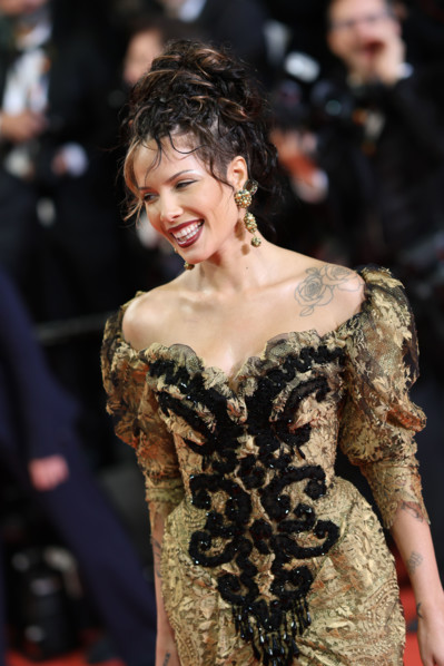 Halsey (in Vivienne Westwood) attends the "La Bataille De Gaulle: L'Âge De Fer" (De Gaulle: Tilting
